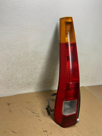 2002 2003 2004 Honda Crv Cr-v Left Driver Lh Tail Light AH4256 LK1