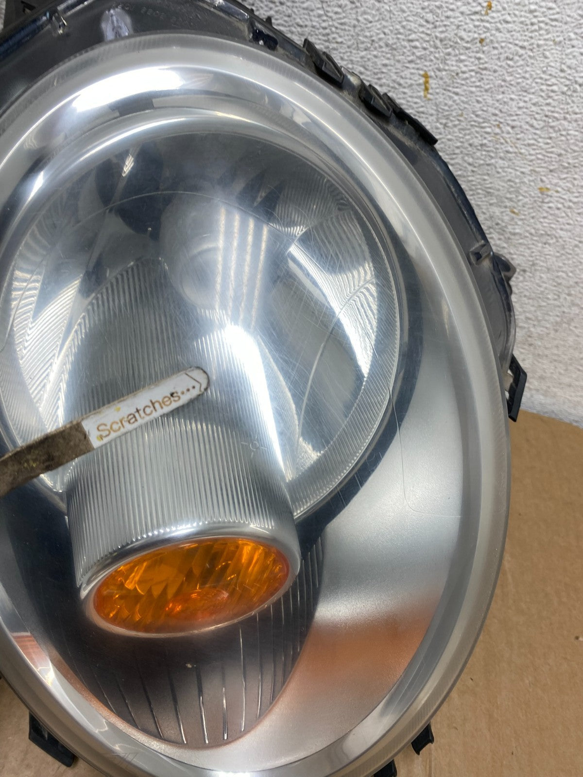 2007 to 2013 Mini Cooper Right Passenger RH Side Headlight Halogen AI8818 DW3