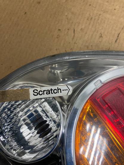 2002 2003 Nissan Maxima Right Passenger RH Side Tail Light G0336 DG14