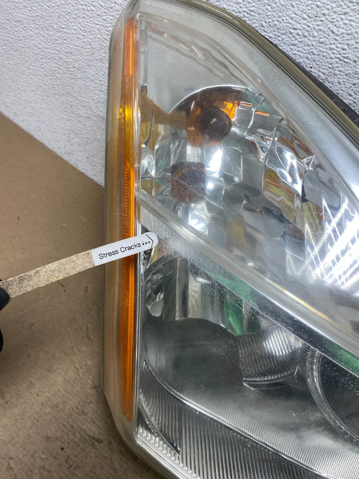 2009-2013 Nissan Rogue Right Passenger Xenon HID Headlight AF5694 DW4