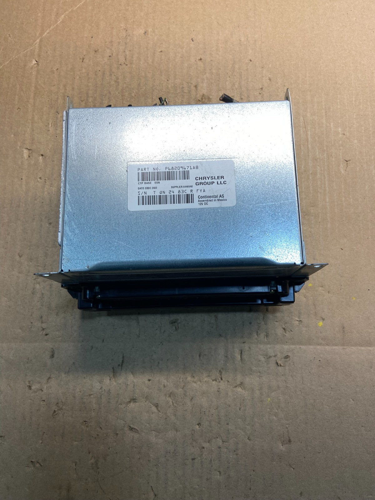 2011 to 2014 Dodge Charger Am Fm Cd Player Radio Receiver OEM z0601  DG3