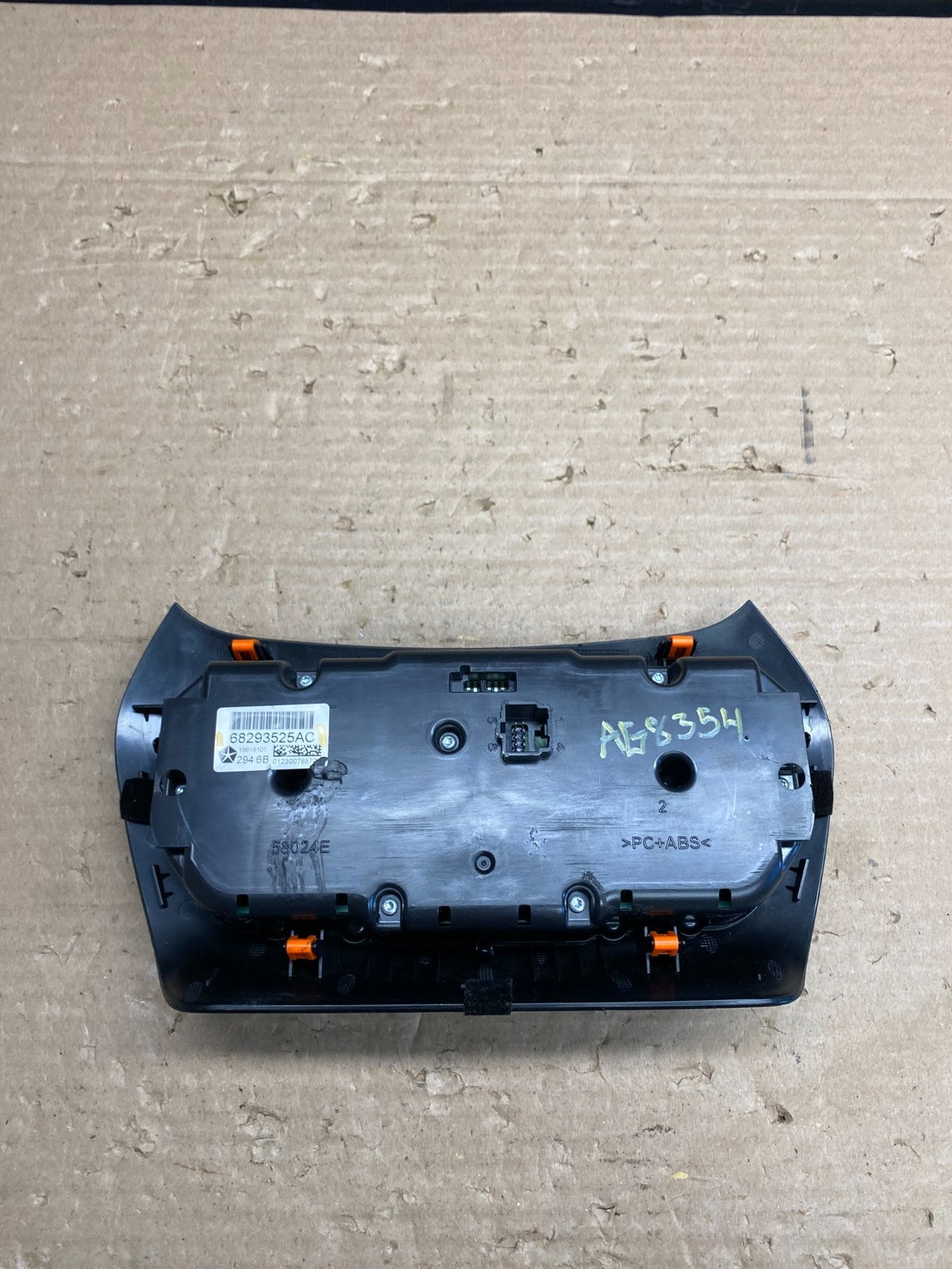 2014 to 2017 Jeep Cherokee Heater Climate Temperature Control AG8354 DG3