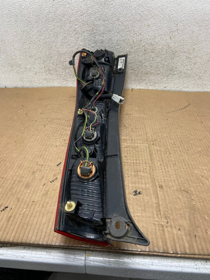 2005 to 2006 Honda Cr-v Crv Left Driver LH Tail Light AI8040 LK7