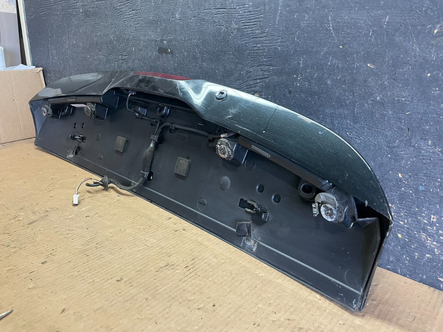 2011 to 2013 Jeep Grand Cherokee Rear Spoiler Wing OEM AA5875 DG9