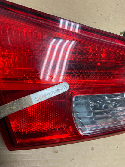2010-2014 Subaru Outback Left Driver Lh Side Inner Tail Light AG8963 DW3