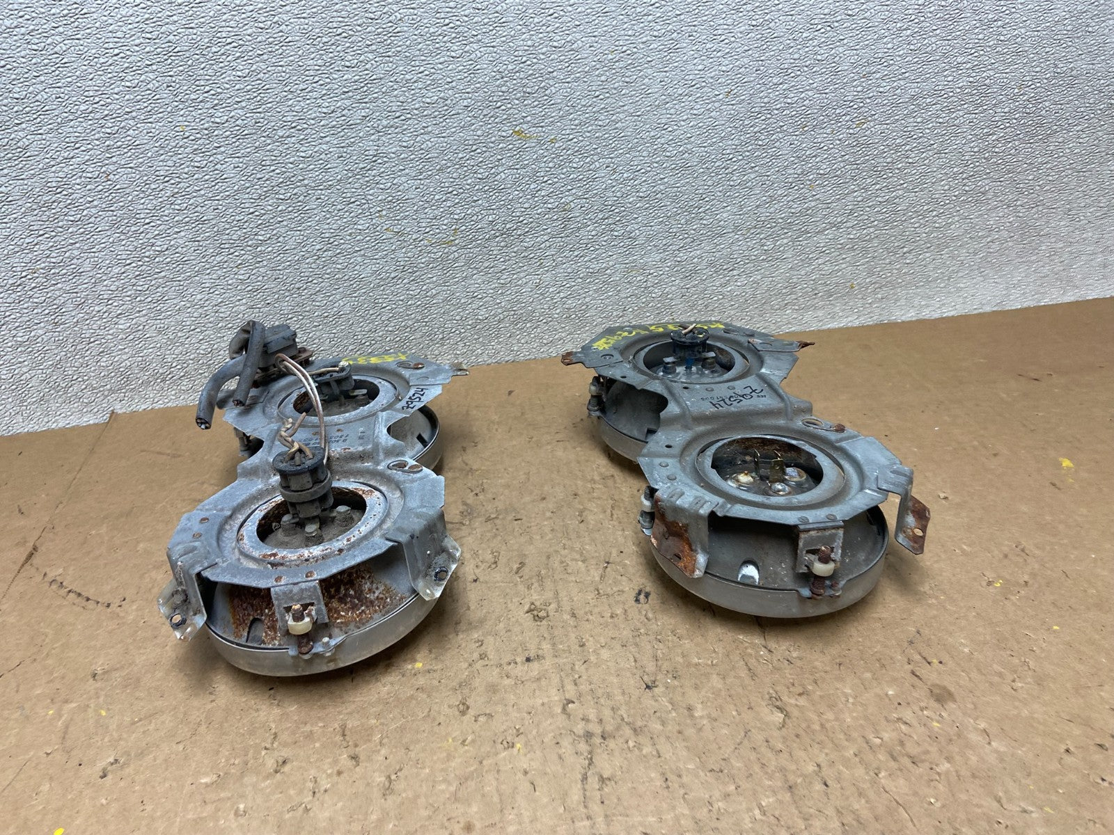 Mercedes 220SE 280SE W111 W108 W109 W112 Headlights Left+Right Z95243