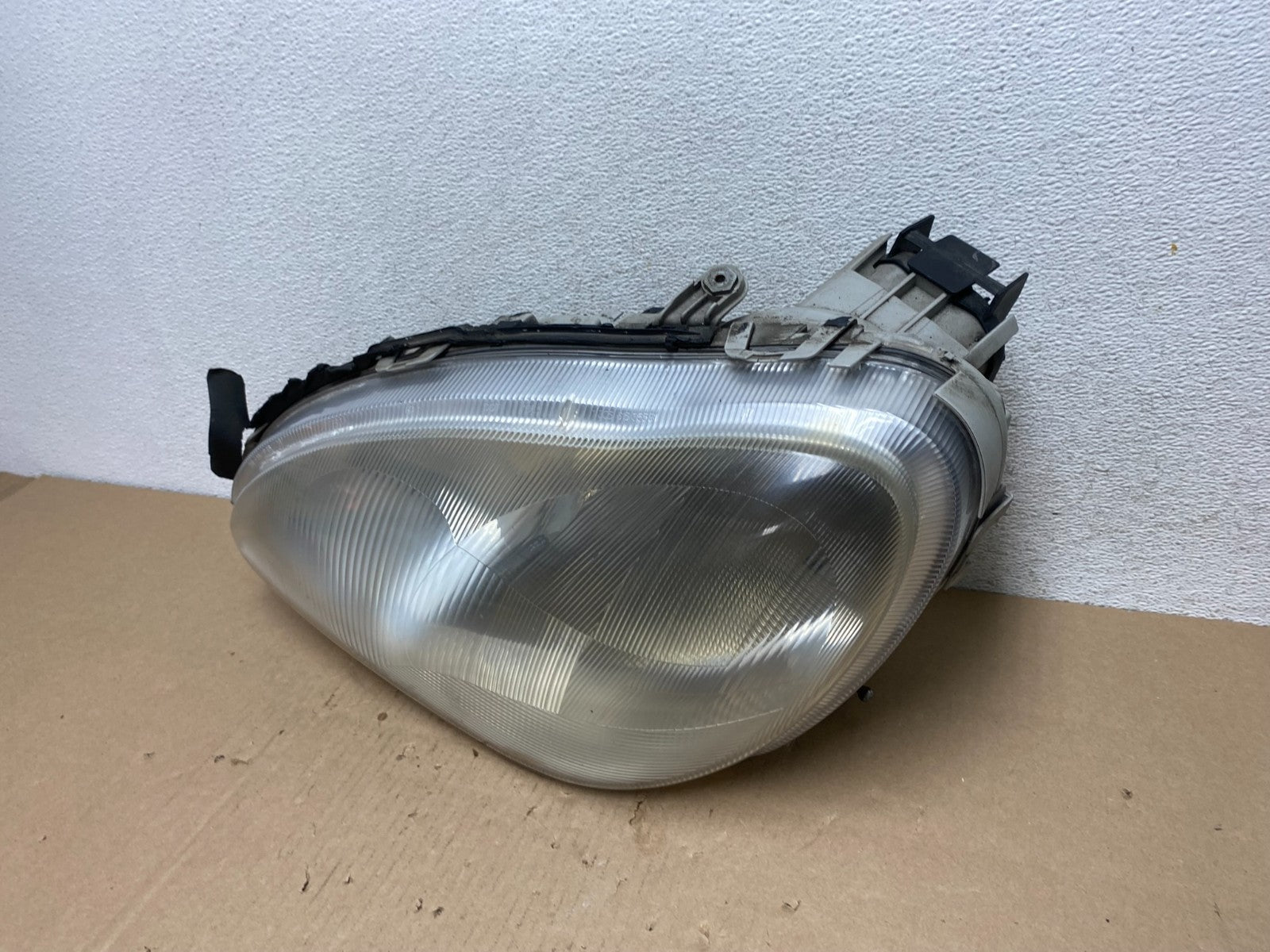 Halogen 2000 to 2002 Mercedes S-Class Left Driver LH Headlight AG6687 DW1