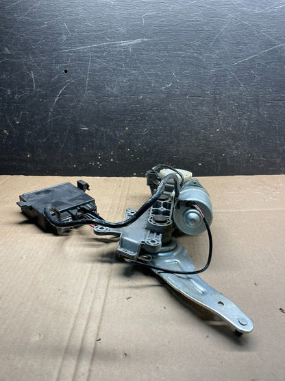 2007 2008 GMC Acadia Enclave Escalade Suburban Liftgate Door Module Motor T72002