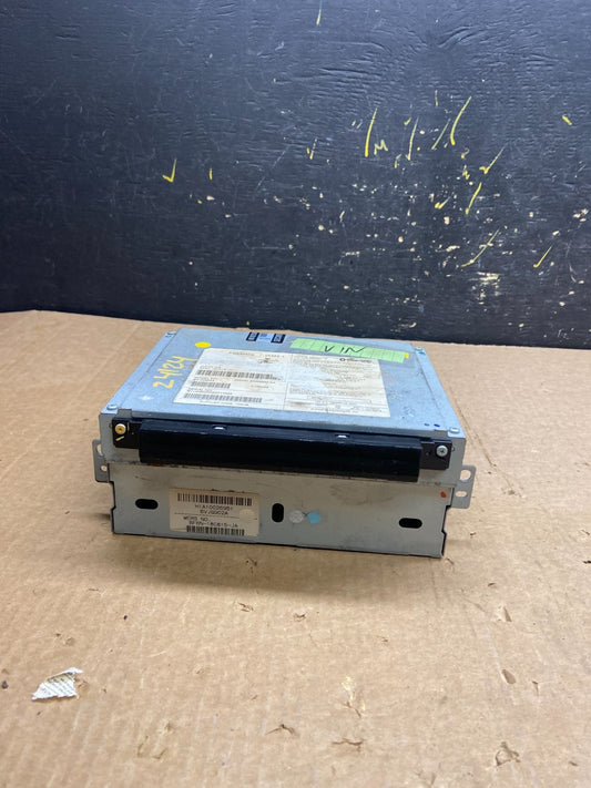 2010 to 2012 Jaguar XJ XJL CD Player AM FM Bluetooth Radio Receiver OEM Z4124 DG0