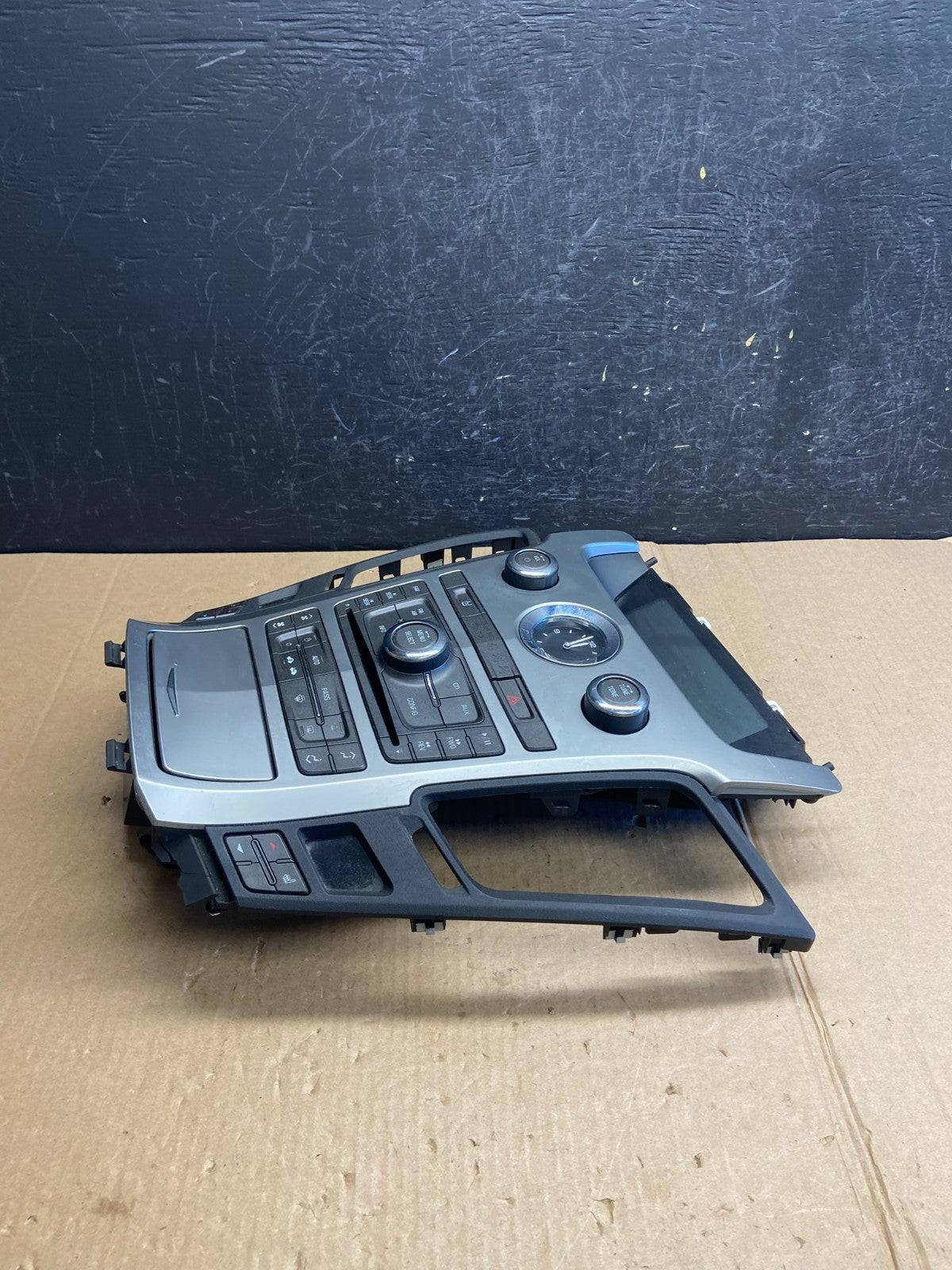 2008-2012 Cadillac CTS A/C Heater Radio Climate Control Panel Bezel OE AE4220 DG2