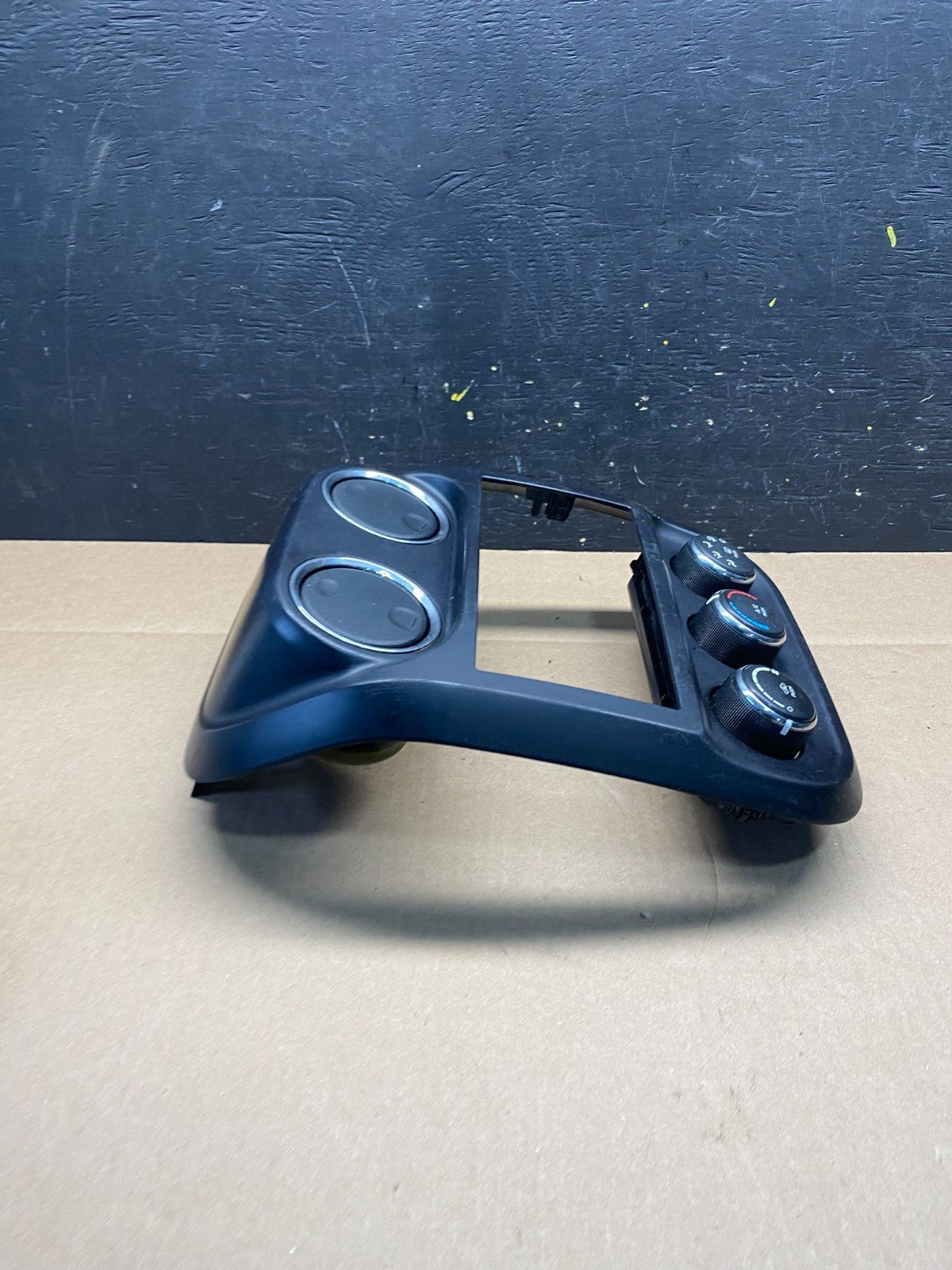 2011 to 2017 Jeep Compass Dash Climate Temperature Control Radio Bezel P3601 DG4