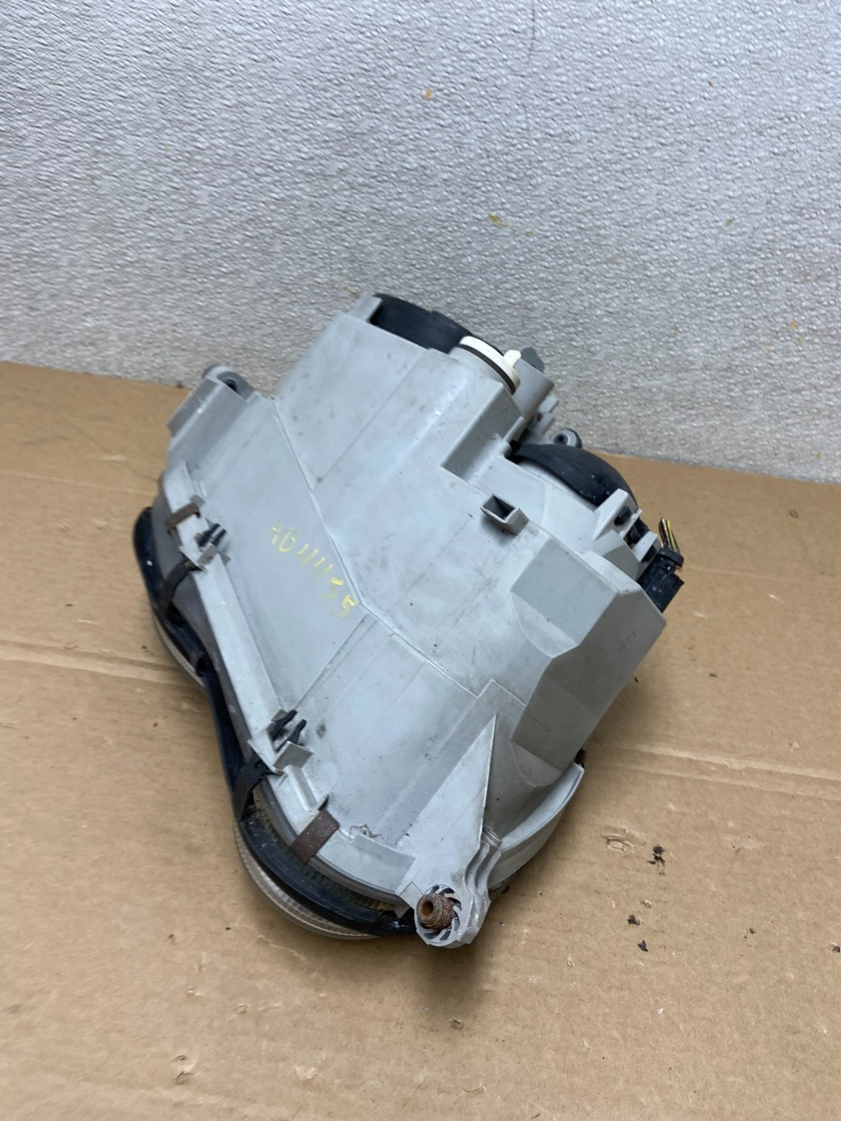 2005 to 2007 Mercedes-Benz C-Class Left Driver LH Side Headlight OEM AB4455 DW6