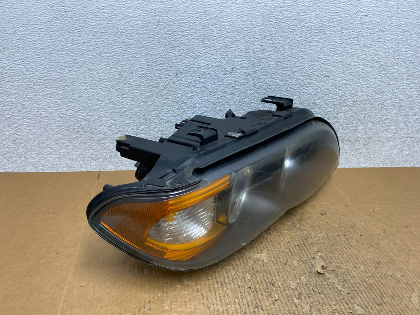 Halogen 2004 2005 2006 Bmw E53 X5 Right Passenger Headlight AE2814 DW2