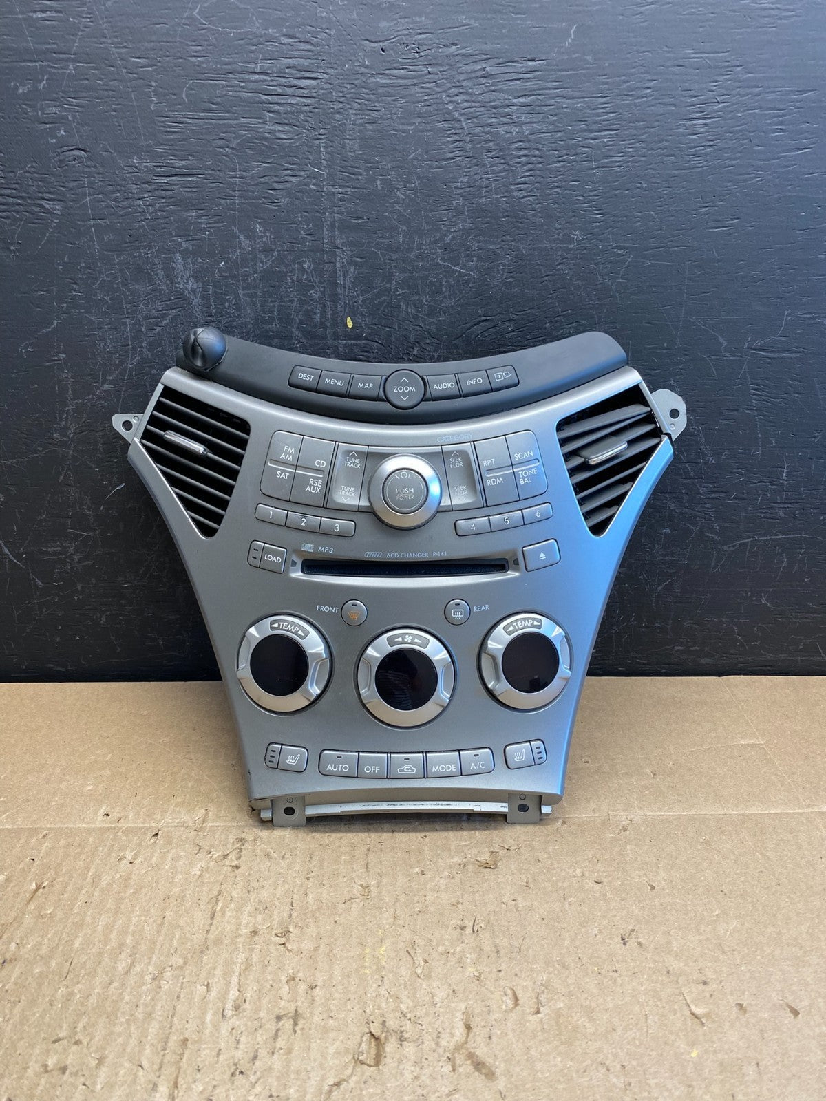 2006-2009 Subaru Tribeca Radio CD Player Climate Control Bezel Panel AC6799 DG0