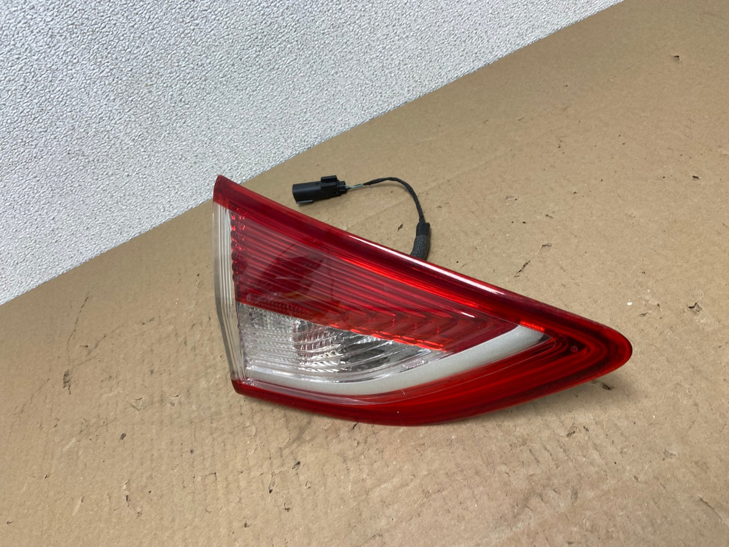 2013 to 2016 Ford Escape Left Driver LH Side Inner Tail Light OEM AB6214 LK1