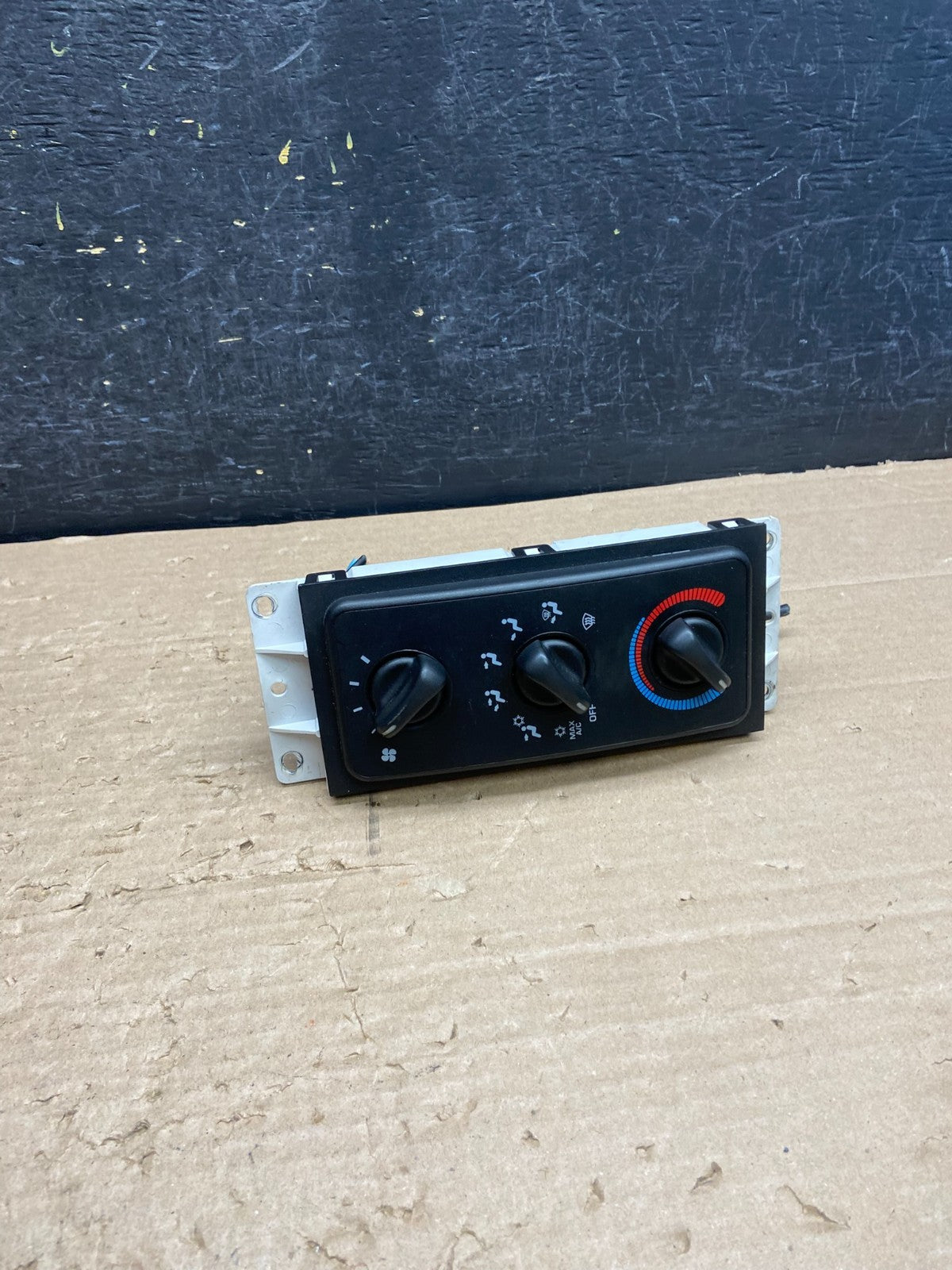 1998 to 2001 Dodge Ram 1500 Temperature Climate Control Heat AC Heater AG85971