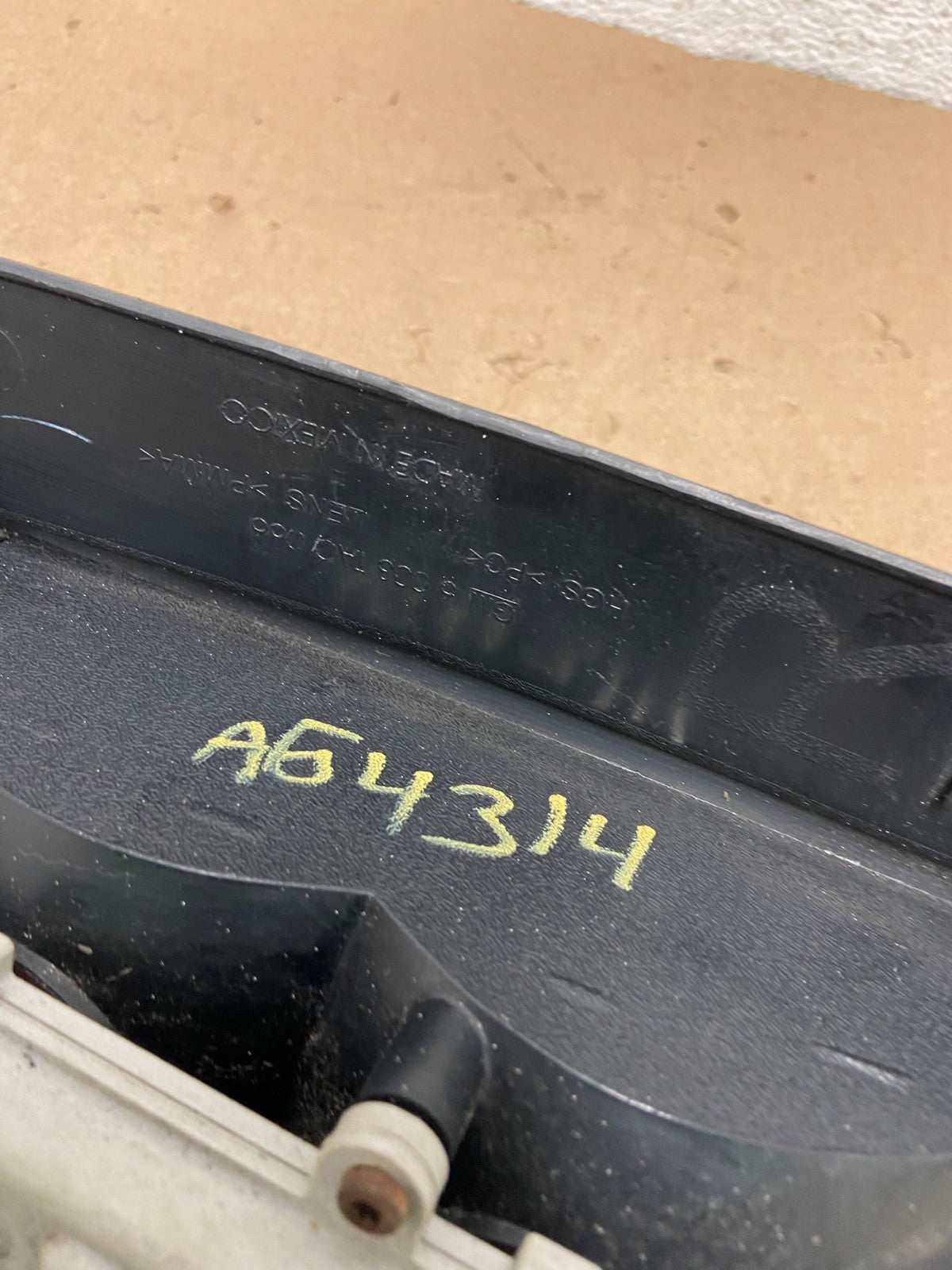 2002-2009 GMC Envoy Right Passenger RH Side Tail Light AG43148