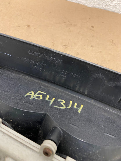 2002-2009 GMC Envoy Right Passenger RH Side Tail Light AG43148