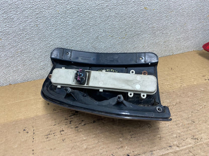 2002 to 2009 Chevrolet Trailblazer Right Passenger Rh Tail Light AB3410 LK7