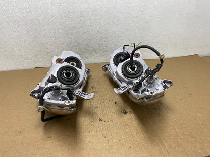 2010 - 2011 Toyota Camry Left+Right Halogen Headlights AG2452 DW9