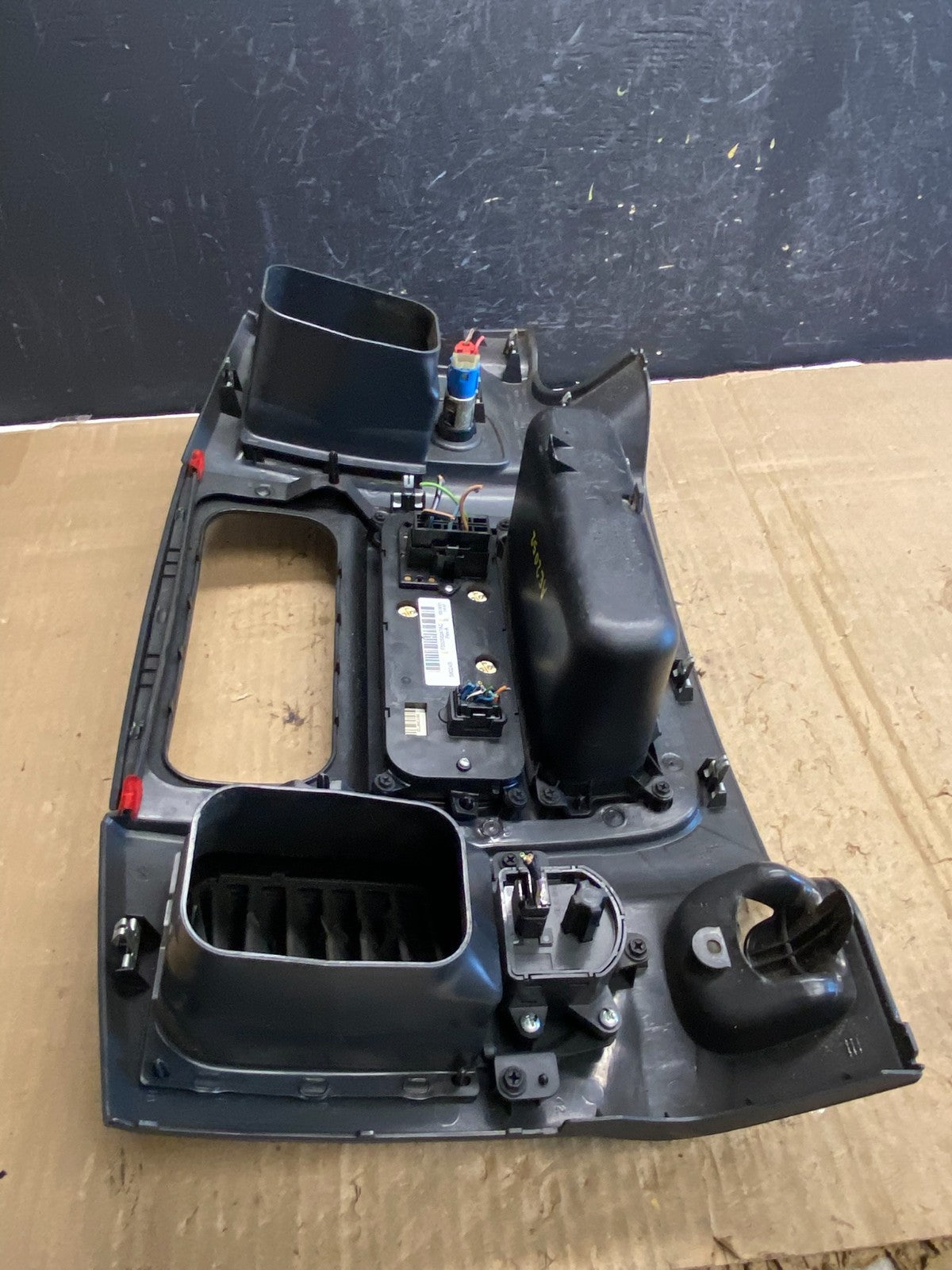 2002 to 2005 Dodge Ram Radio Climate Control Dash Air Vent Bezel Trim AE2052 DG4