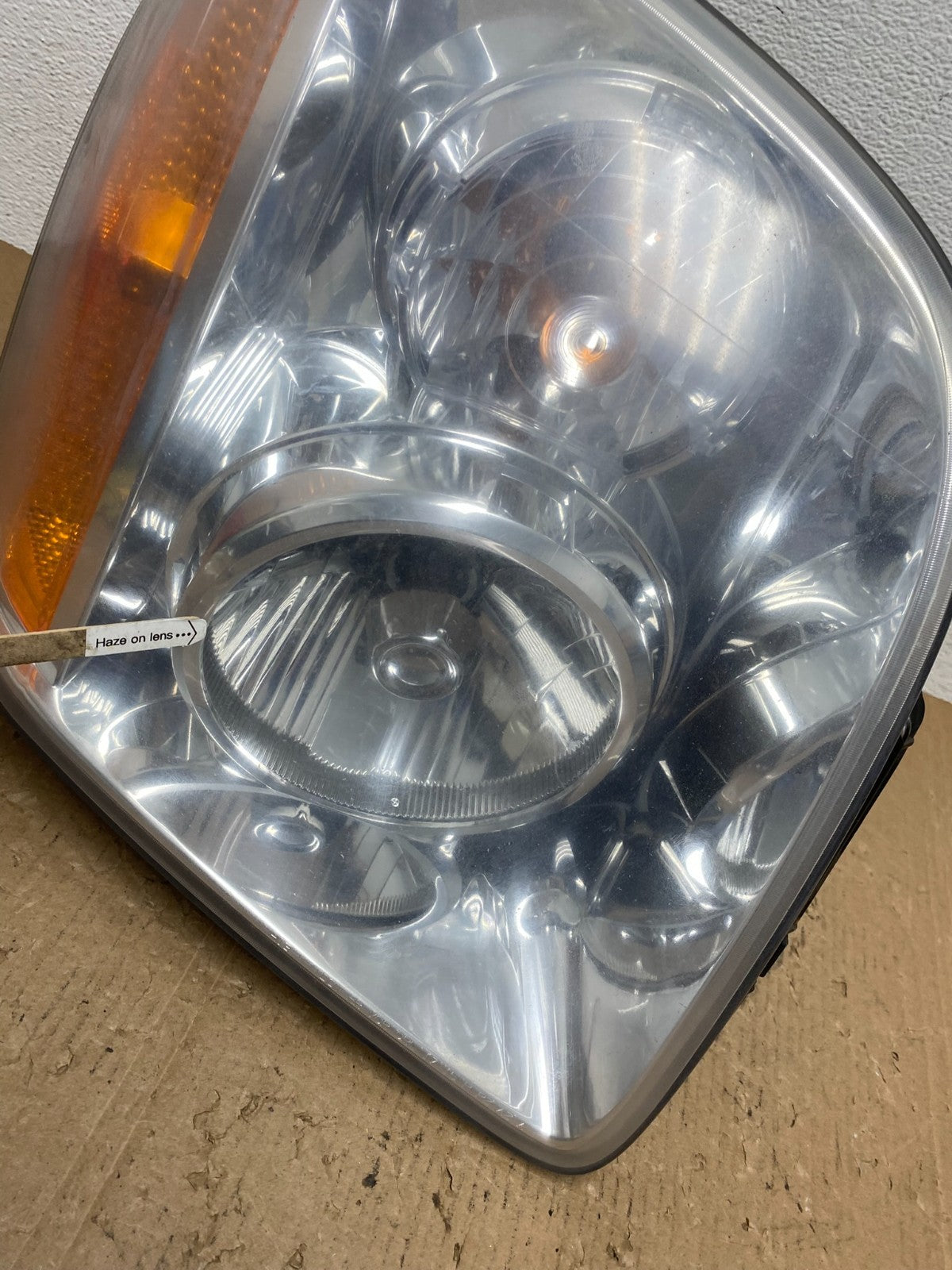 2007-2014 GMC Yukon Halogen Headlight Right Passenger Side AD8832 DW4