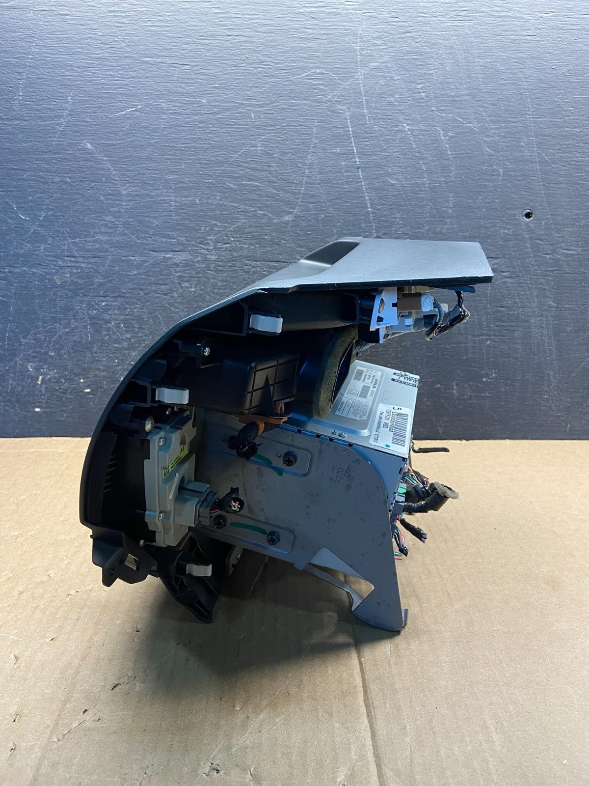 2013-2015 Honda Crosstour AM FM CD Player Touchscreen Radio Bezel ag1692 DG2