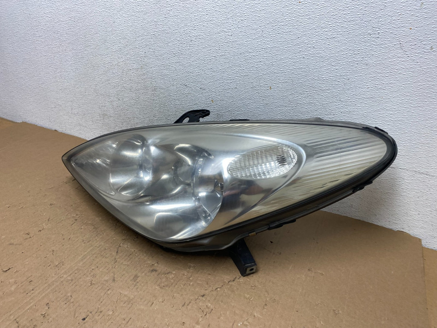 2002-2004 Lexus Es300 Es330 Left Driver Lh Headlight Xenon HID AD8066 DW1