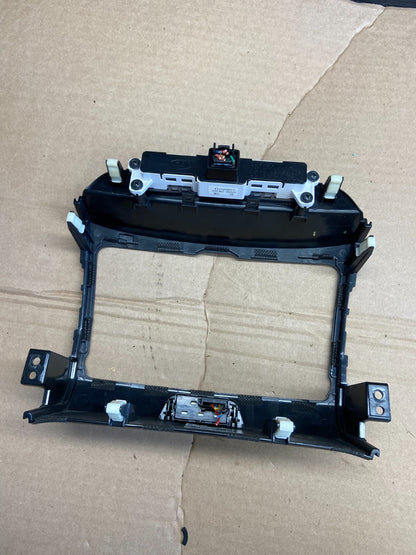 2011 - 2016 Kia Sportage Center Dash Radio Bezel af1783 DG3