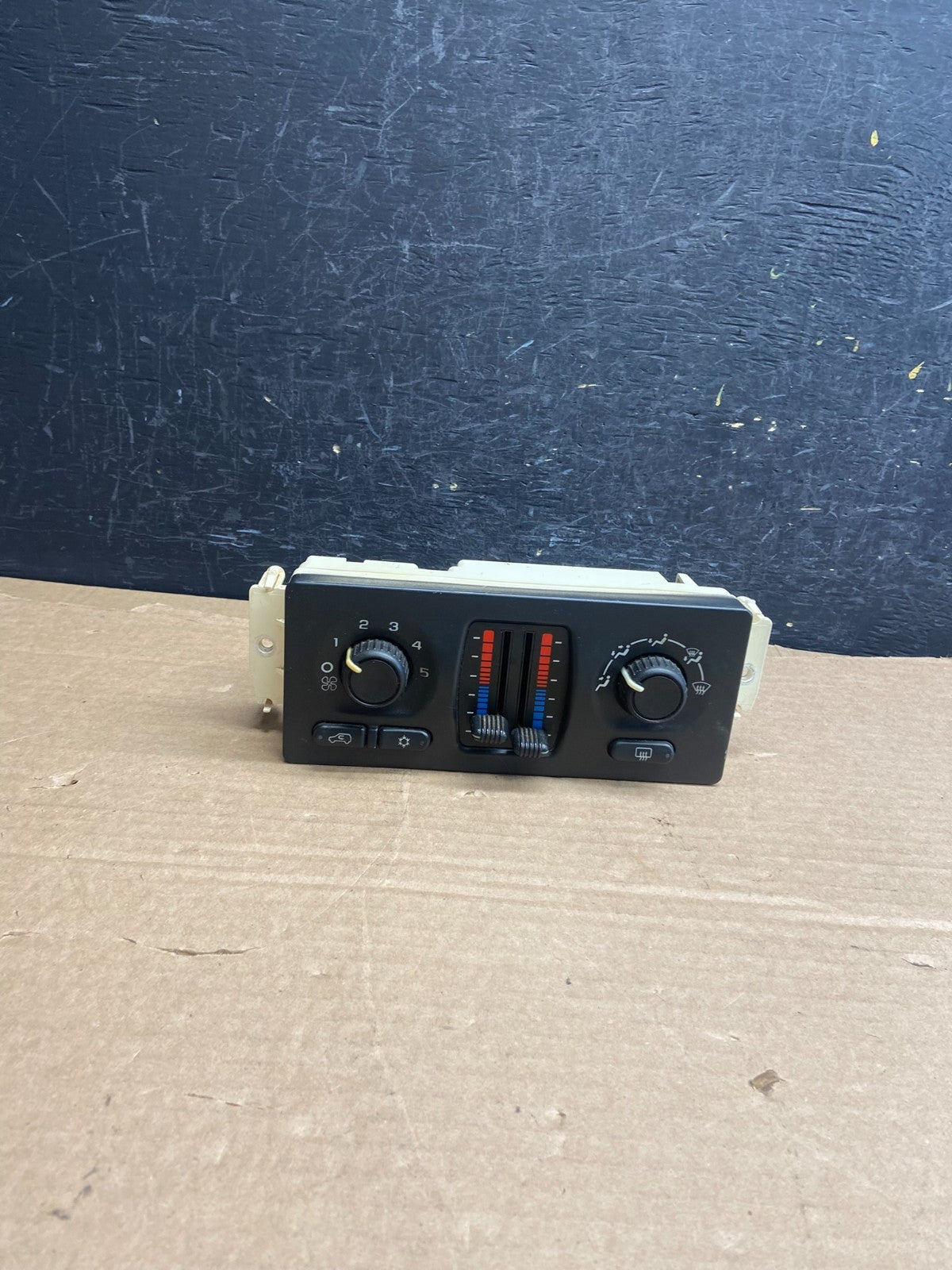 2003 to 2006 Chevrolet Silverado HVAC Heater Climate Control Module AF2453 DG0