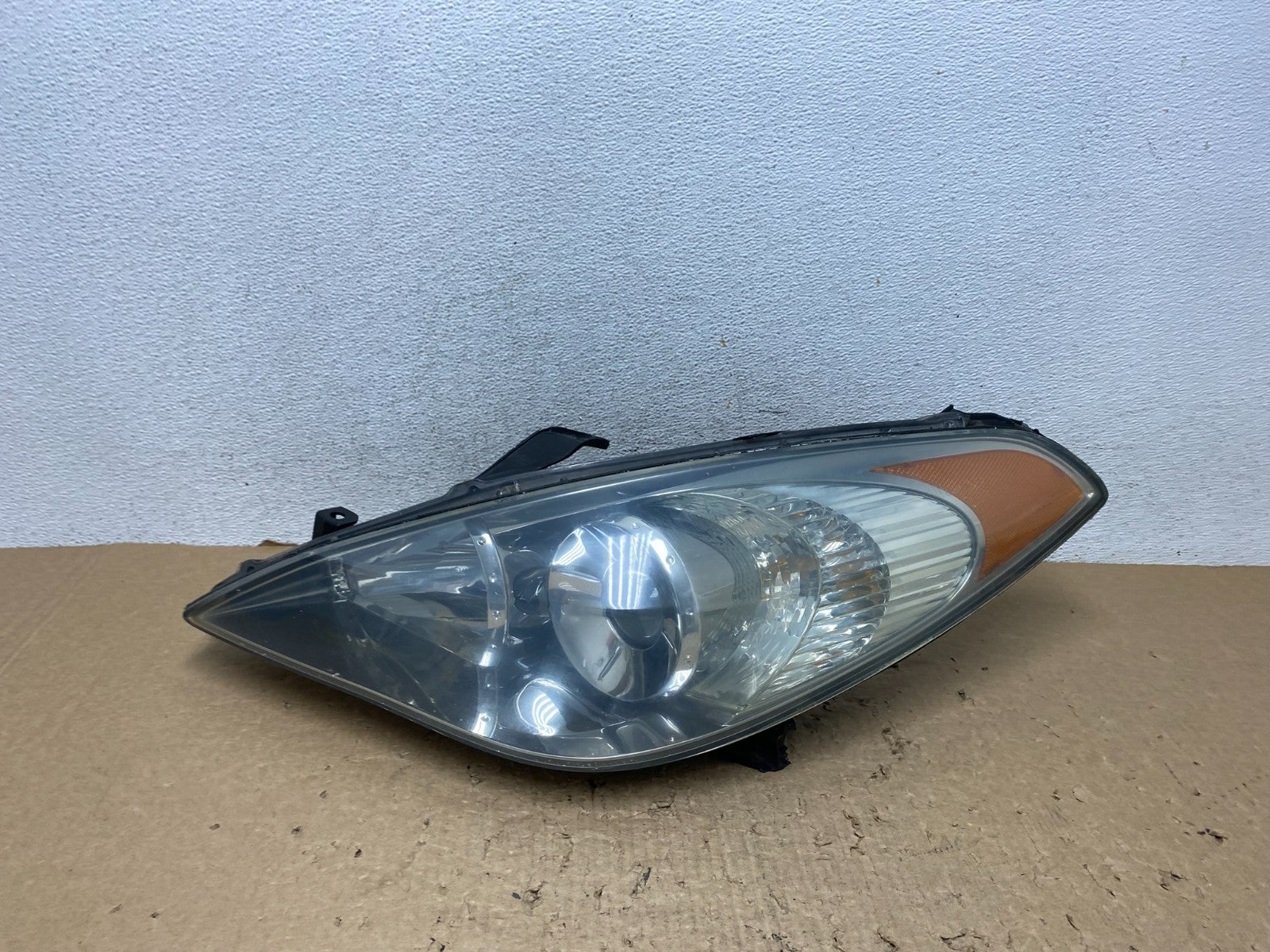 2004 2005 2006 Toyota Solara Halogen Headlight Left Driver Lh Side AF8342 DW0