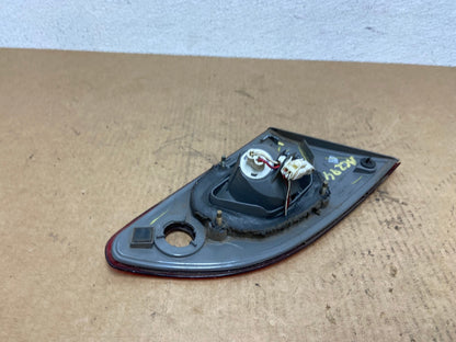2001 2002 Toyota Corolla Right Passenger RH Side Inner Tail light OEM AC2944 LK4