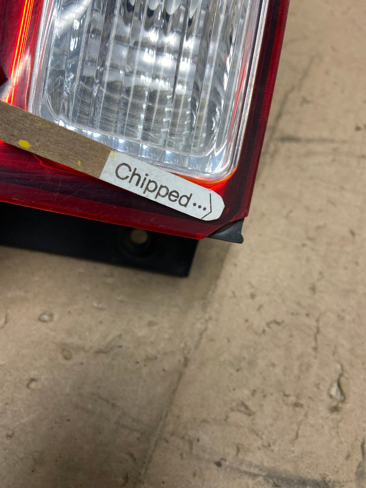 2003 2004 2005 2006 Ford Expedition Right Passenger Rh Tail light AG5597 LK4