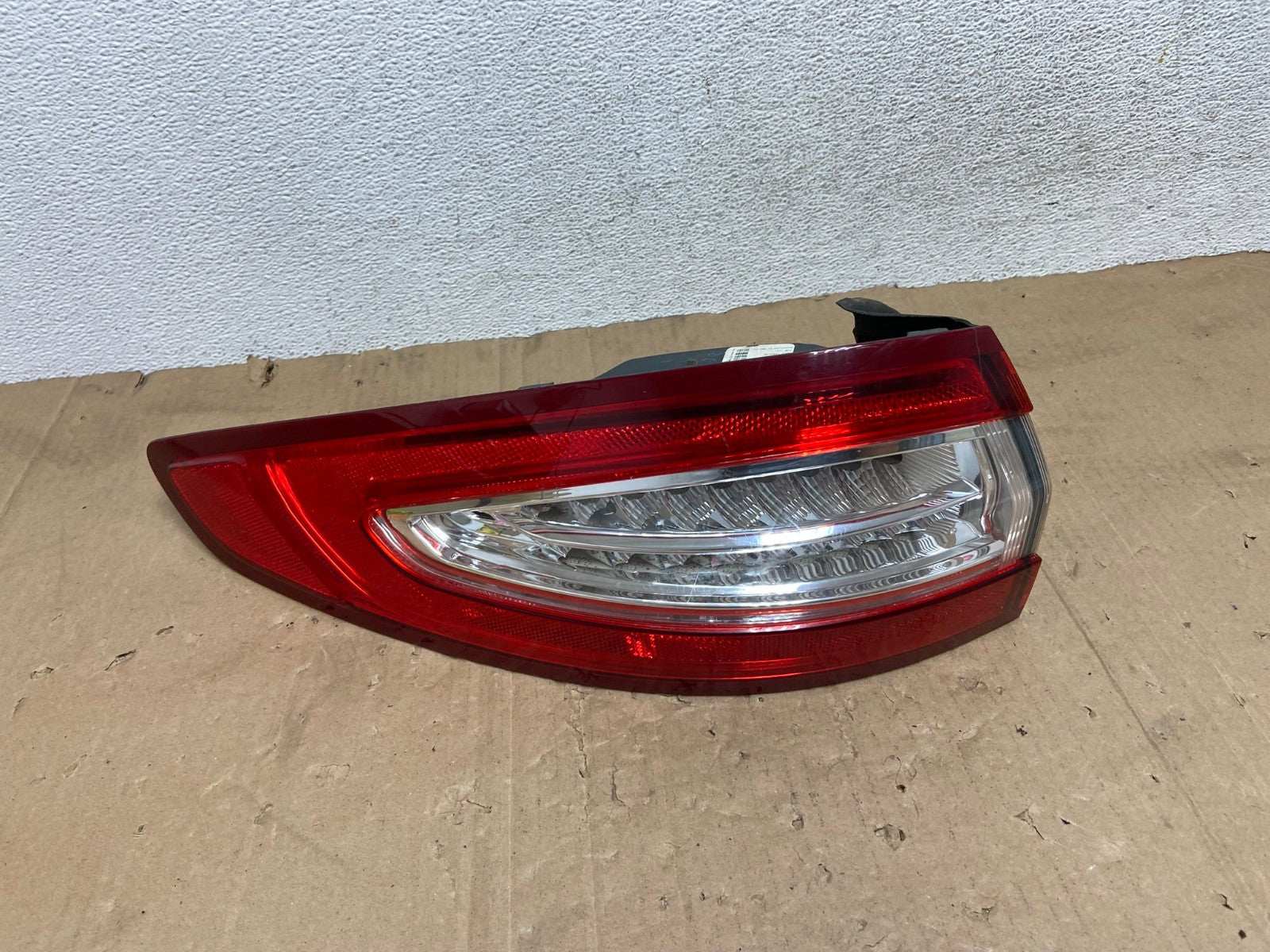 2013 to 2016 Ford Fusion Left Driver LH Side Tail Light AE9208 LK0