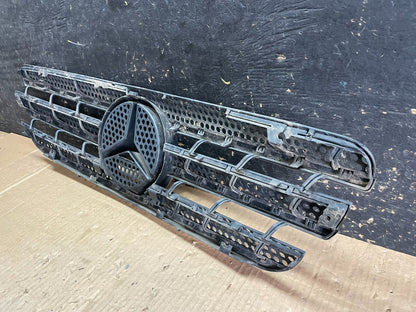 1998 to 2005 Mercedes-Benz ML320 Front Upper Grille Grill OEM ab3218 DG6