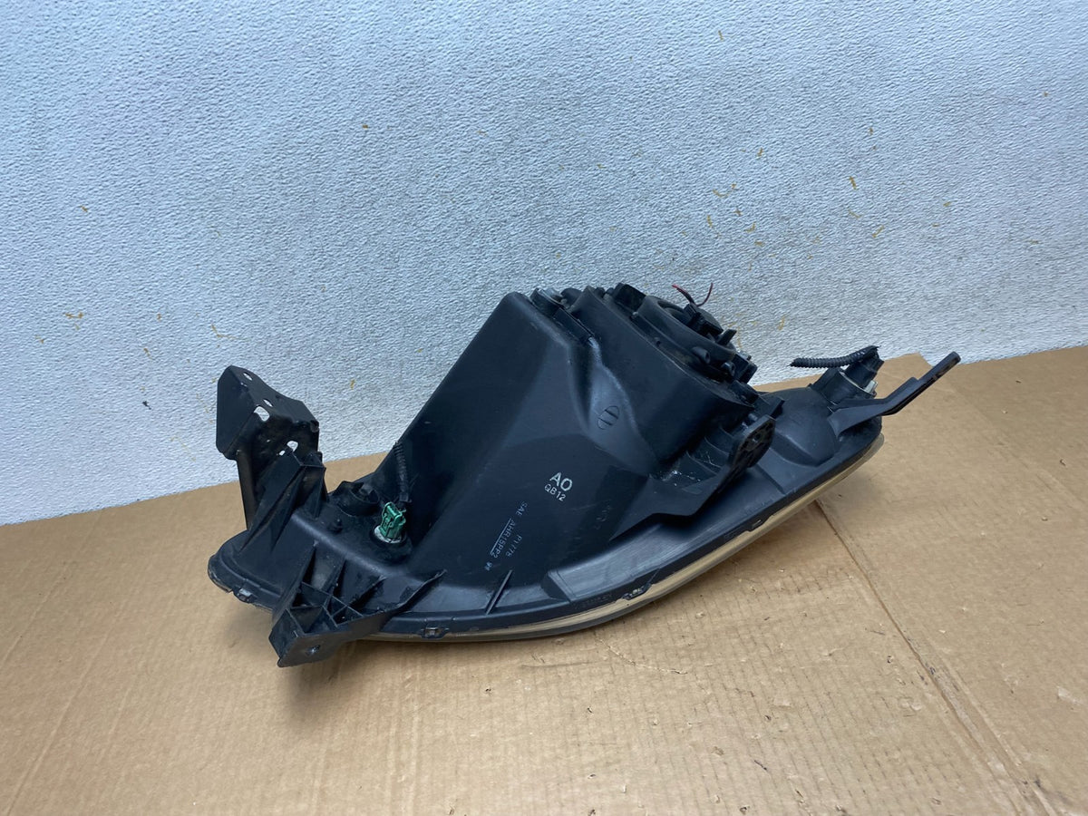 2002 to 2004 Honda Crv Cr-v Left Driver Halogen Headlight AI4471 DW7