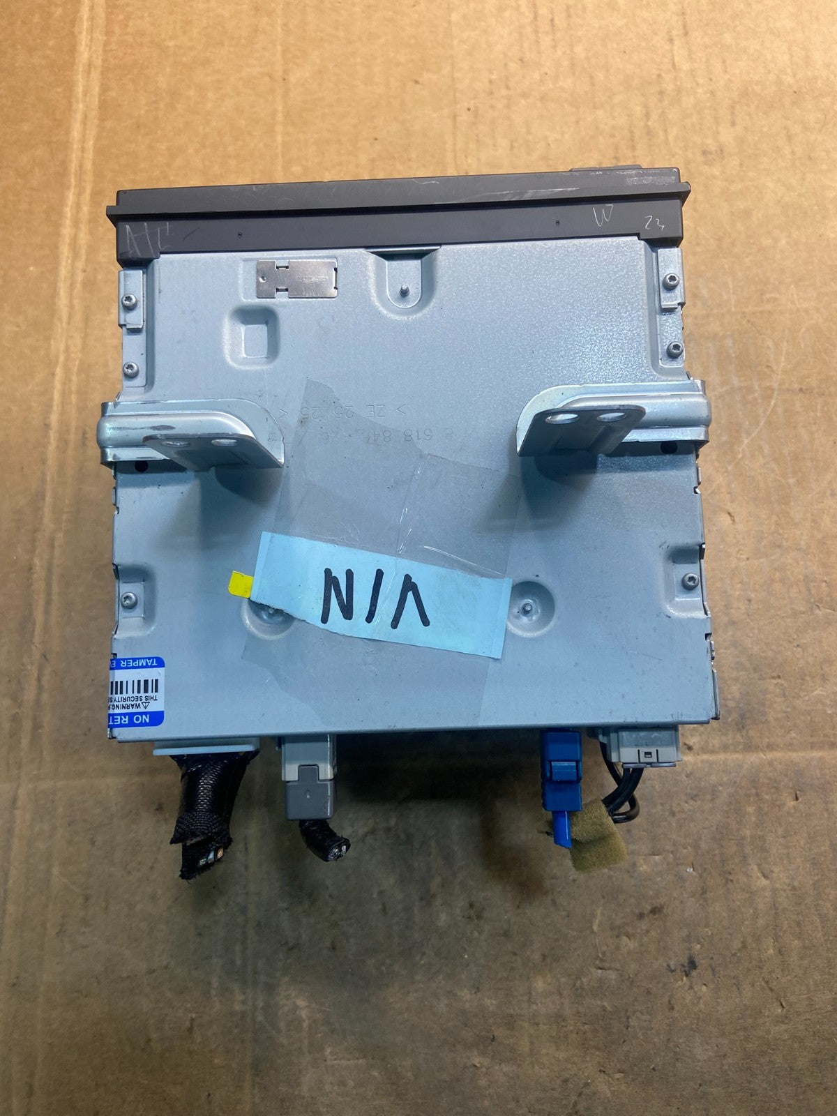 2011 to 2012 Nissan Rogue AM FM XM Radio CD Player Screen Receiver Y4050 DG7