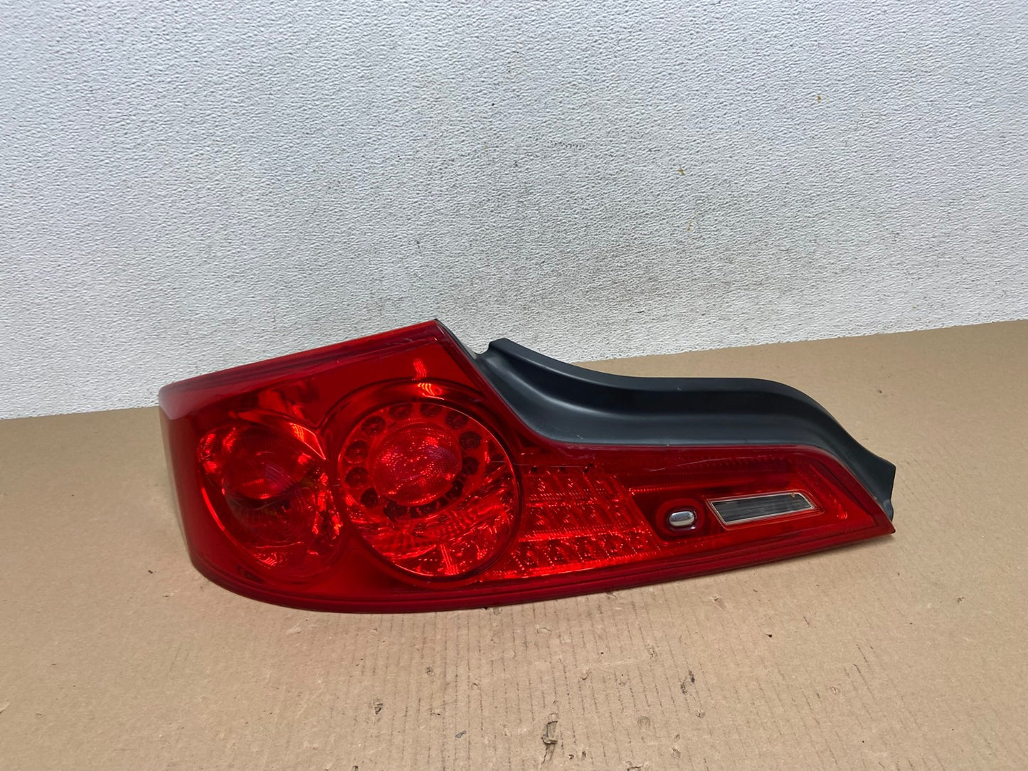 2006 - 2007 Infiniti G35 Coupe Left Driver LH Outer Tail Light AE7226 LK0