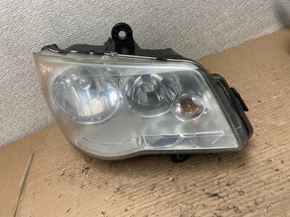 2011 to 2016 Chrysler Town and Country Right Passenger Headlight AA9544 DW1