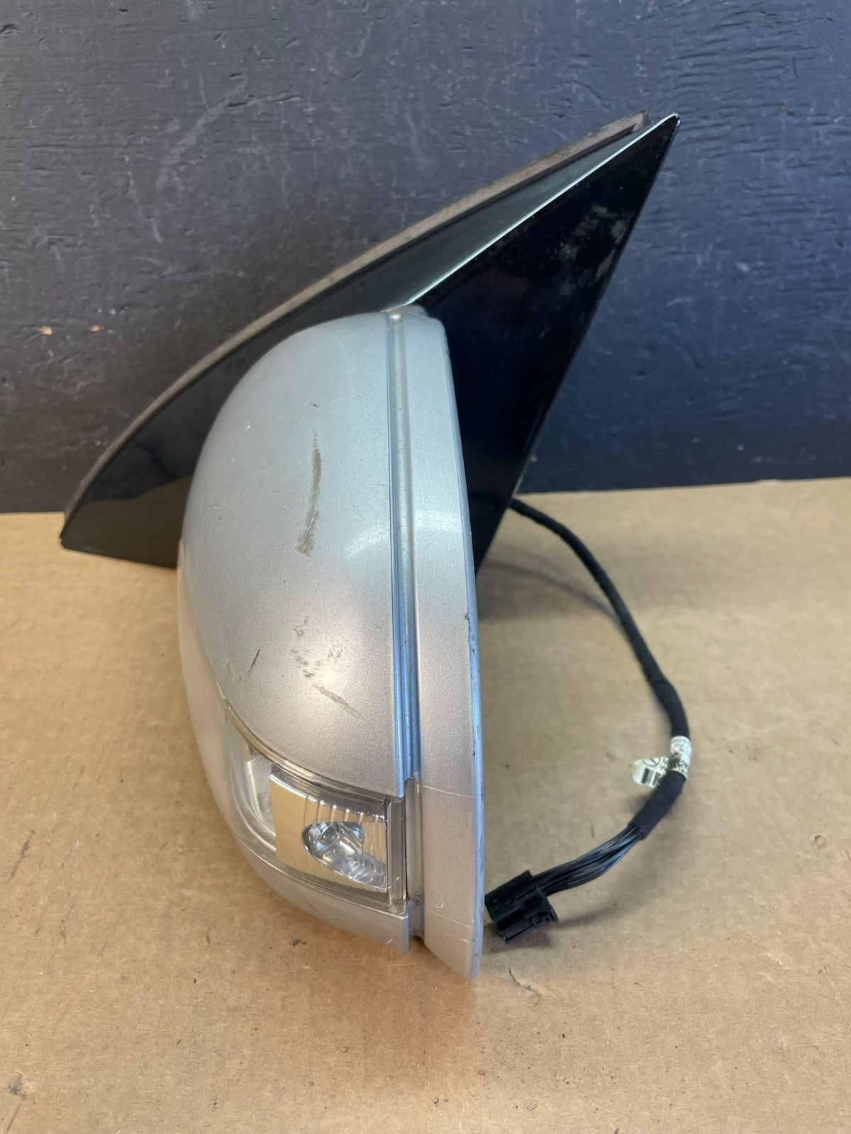 2006-2010 Mercedes-Benz R-Class R350 R500 Left Driver Door Mirror AD0008 DW2