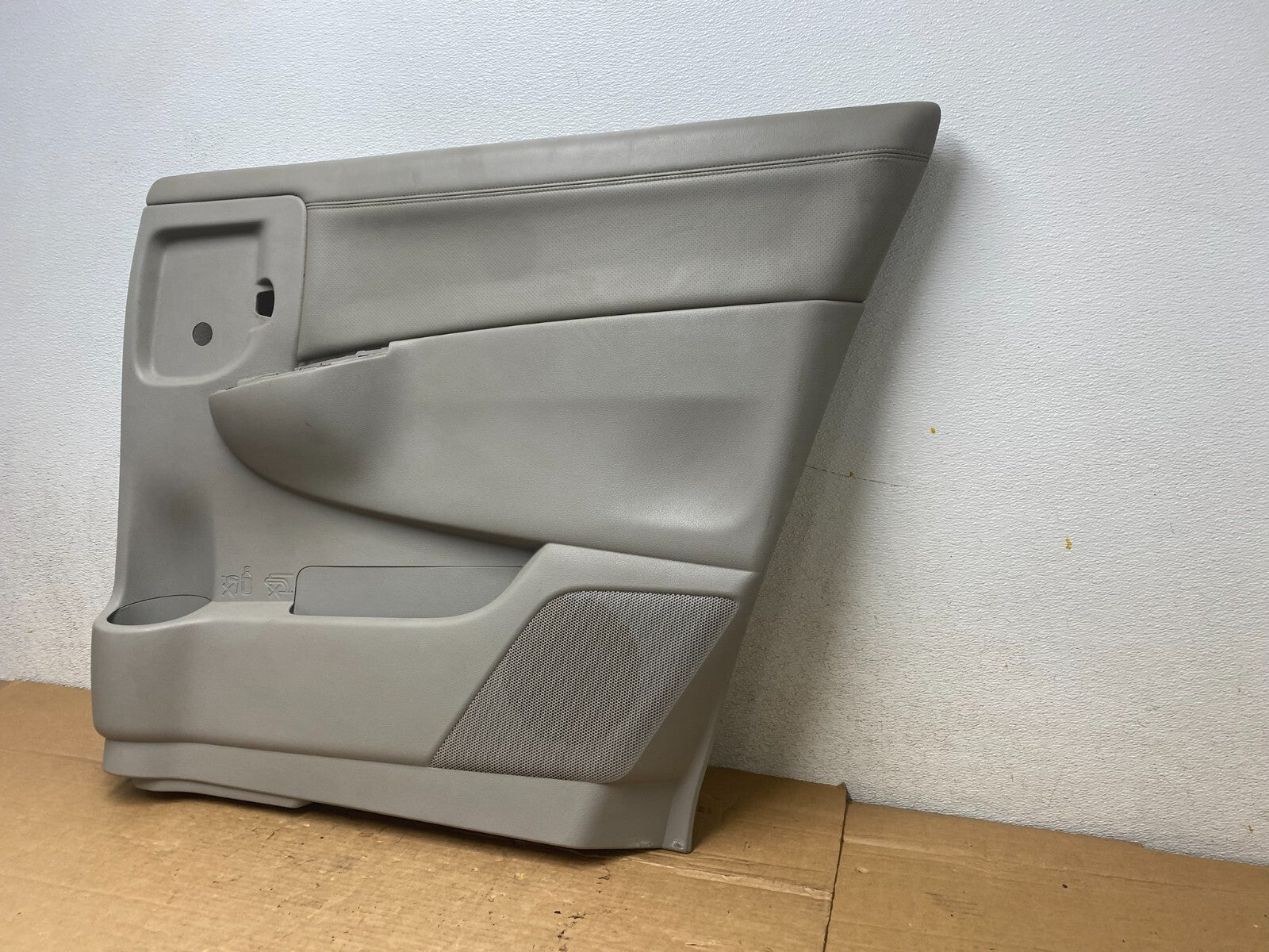 2011 to 2017 Nissan Quest Right Passenger Rear Slide Door Panel M6910 DG1