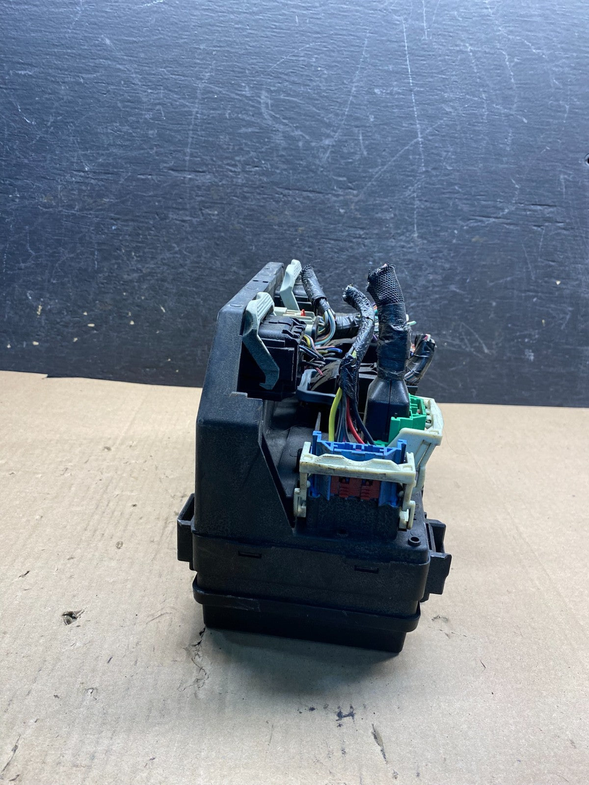 2011 Liberty Nitro TIPM Power Integrated Fuse Box Module ah4727 DG2