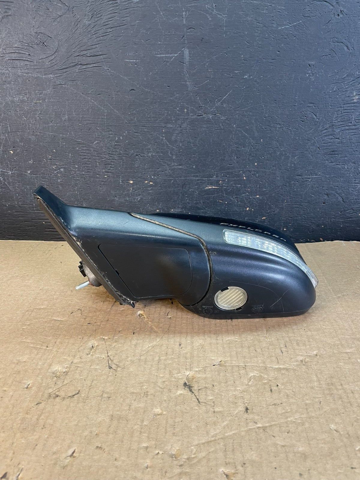 2011-2015 Ford Explorer Left Driver View Turn Signal Mirror AF5399 DW3