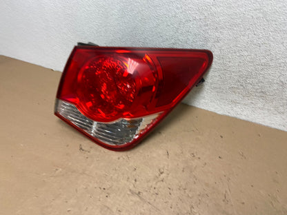 2011 2012 2013 2014 Chevrolet Cruze Right Passinger RH Side Tail Light AG43491