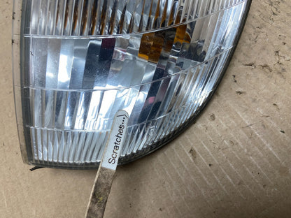2001 to 2002 Subaru Forester SF5 Left Front Corner Light Indicator Signal AE92393