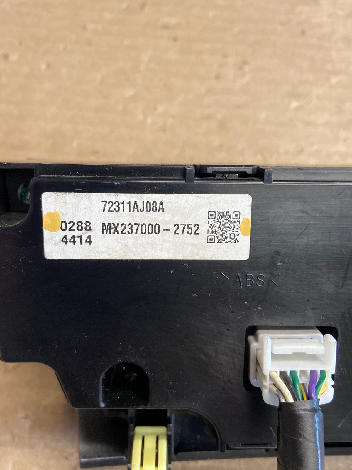 2010 - 2014 Subaru Outback Legacy A/C Heater Climate Control Unit AH5164 DG4
