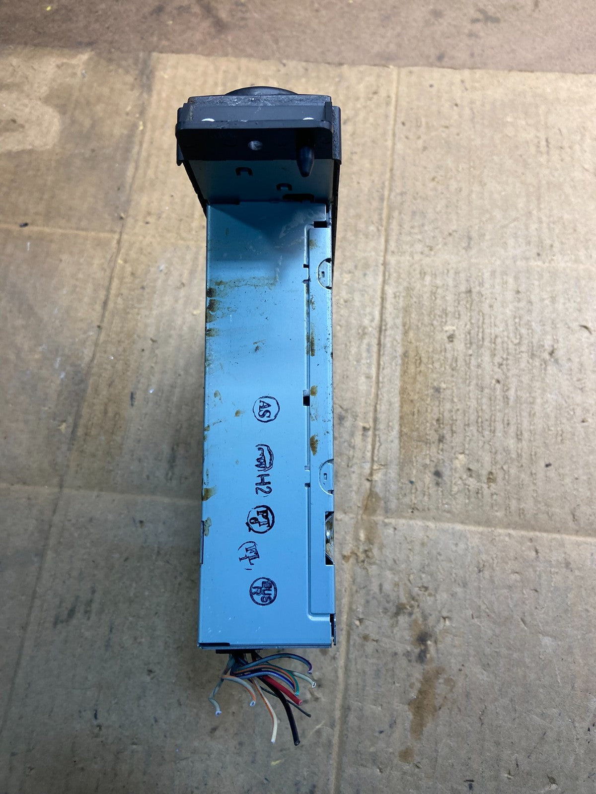 2008 to 2012 Chrysler Town Country DVD Player Receiver OEM Y7314 DG2