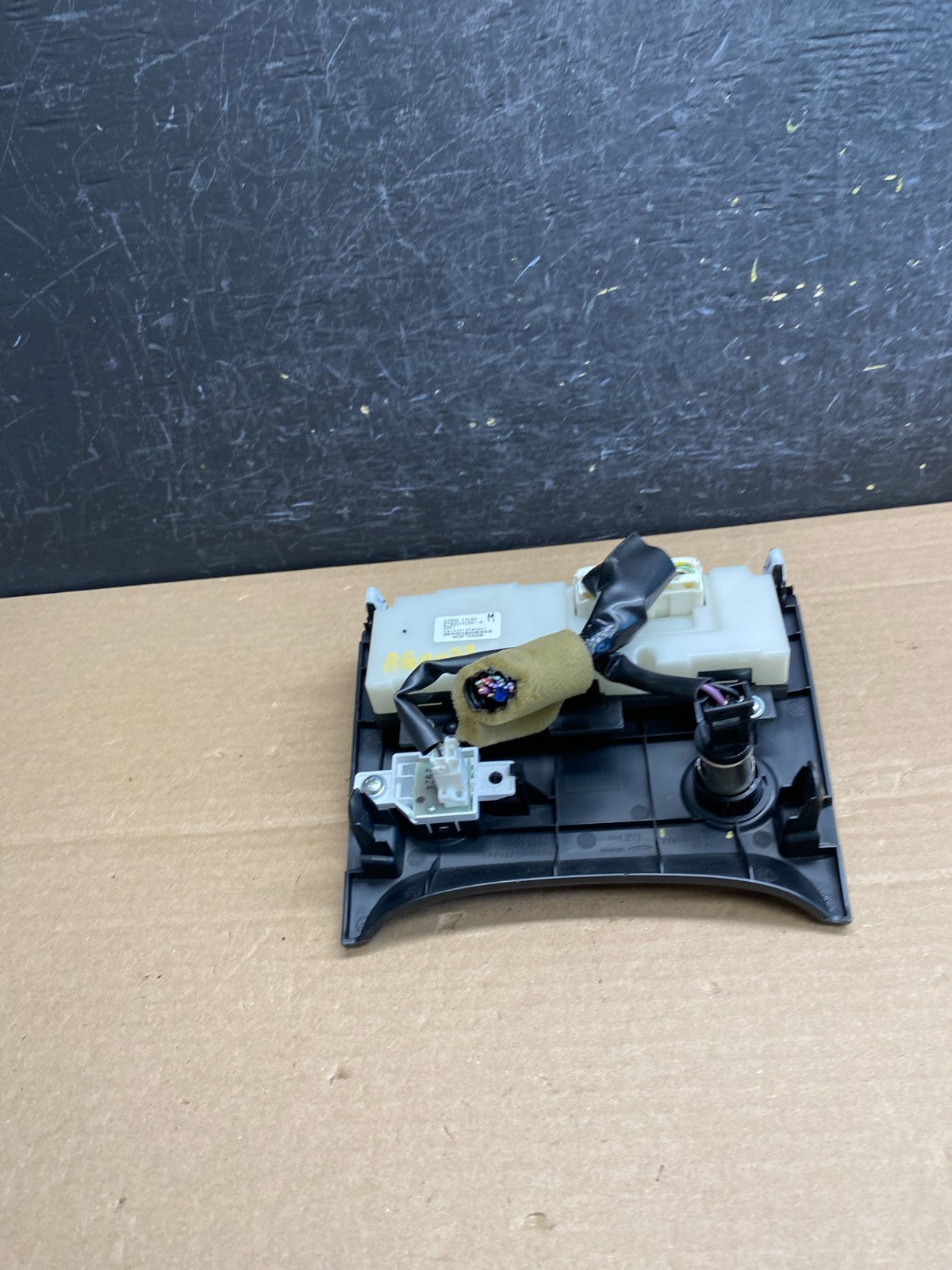 2011 to 2015 Nissan Rogue Heater Temperature AC Climate Control AG0037 DG3