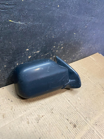 1998 to 2002 Isuzu Rodeo Right Passenger RH Power Door Mirror OEM X9647 DG2