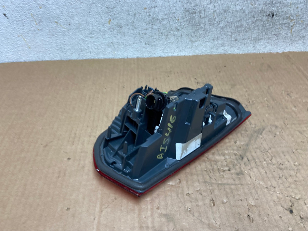 2016 to 2018 BMW 3 328i 330i F30 Right Passenger RH Tail Light Inner AI5416 LK4